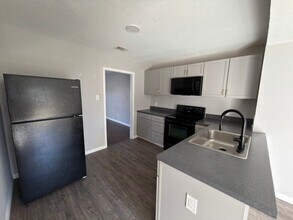 3011 FM2280 in Cleburne, TX - Foto de edificio - Building Photo