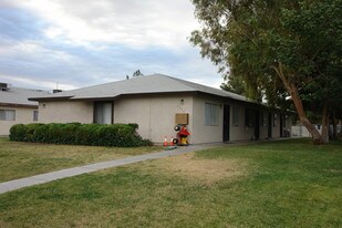 4236 Stewart Ave in Las Vegas, NV - Building Photo