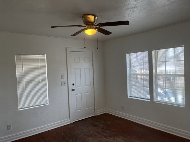 1800 Exchange Ave in Oklahoma City, OK - Building Photo - Building Photo