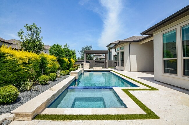 property at 17915 Cartlaw Ct