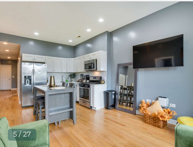 4241 S Langley Ave in Chicago, IL - Building Photo - Building Photo