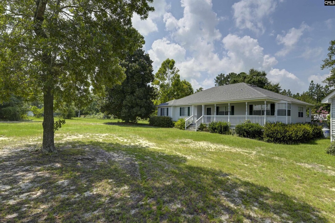 1700 Pisgah Church Rd in Lexington, SC - Foto de edificio