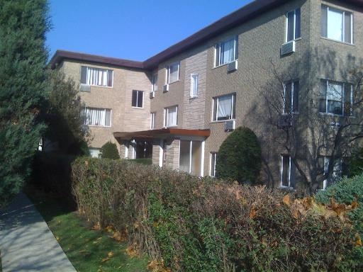 1911-1917 W Howard St in Evanston, IL - Building Photo