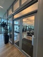 90 SW 3rd St, Unit 2207 in Miami, FL - Building Photo - Building Photo