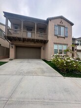6449 Autumn Gold Way in San Diego, CA - Building Photo - Building Photo
