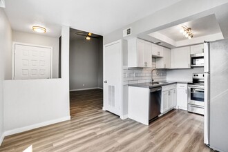 Astero Mesa East in Mesa, AZ - Building Photo - Building Photo