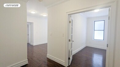 24-39-39 38th St in Queens, NY - Building Photo - Building Photo