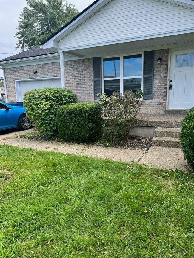 200 Seminole Ct in Shepherdsville, KY - Building Photo - Building Photo