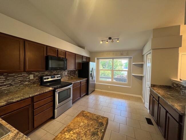 1030 Scarlet Oak Dr in Colorado Springs, CO - Building Photo - Building Photo