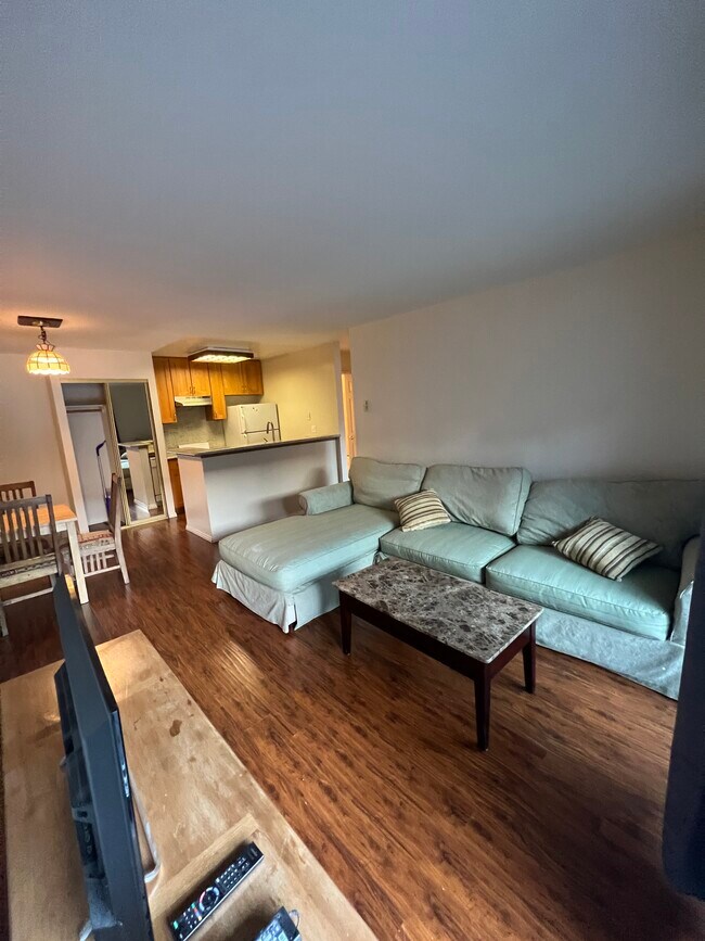 213 Boardwalk Ave Rentals in San Bruno, CA