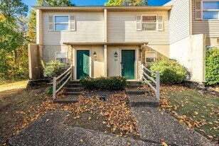 34 Edgehill Cove in Maumelle, AR - Building Photo