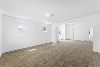 143 E 4800 S in Murray, UT - Building Photo - Building Photo