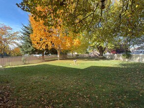 9206 N Londale Dr in Spokane, WA - Building Photo - Building Photo