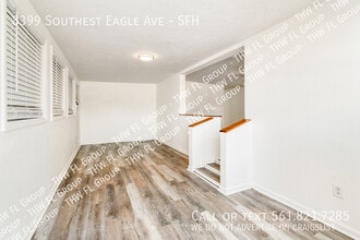 8399 SE Eagle Ave in Hobe Sound, FL - Building Photo - Building Photo