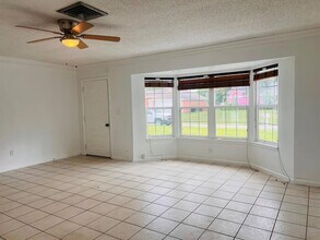 1120 SW Ithaca St in Port St. Lucie, FL - Building Photo - Building Photo