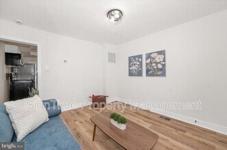 138 E South St in Frederick, MD - Building Photo - Building Photo