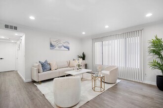 408 Burchett St, Unit 5 in Glendale, CA - Foto de edificio - Building Photo