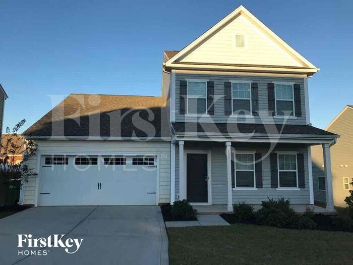 109 Abel Peterson Dr in Mount Holly, NC - Building Photo