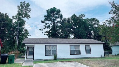 9406 Alcala in Houston, TX - Building Photo - Building Photo