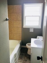 1837 S Elizabeth St in Wichita, KS - Foto de edificio - Building Photo