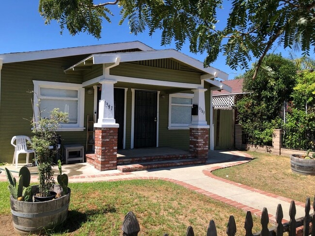 property at 1381-1385 Raymond Ave