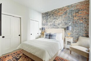 1016 Canal St in New Orleans, LA - Building Photo