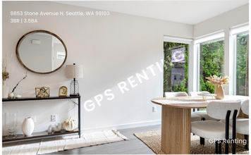 8853 Stone Ave N in Seattle, WA - Building Photo - Building Photo