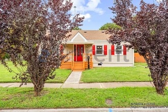 641 Gladstone Rd in Norfolk, VA - Building Photo - Building Photo