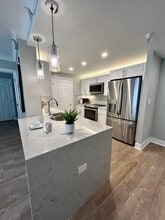 1100 Avalon St in Glen Cove, NY - Building Photo - Building Photo