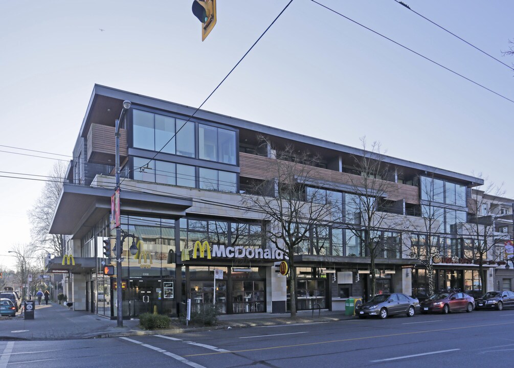 The Mack in Vancouver, BC - Building Photo