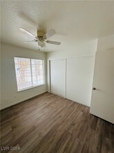 1729 Elaine Dr in Las Vegas, NV - Building Photo - Building Photo