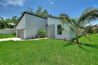 3703 Renick Ln in North Port, FL - Foto de edificio - Building Photo