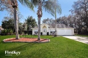 429 Hanging Moss Rd in Davenport, FL - Building Photo