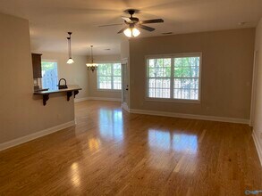 128 Somerset Park Dr in Huntsville, AL - Building Photo - Building Photo