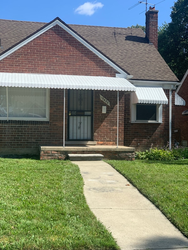 property at 19428 Sussex St