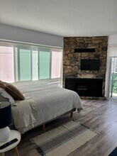 15 Spinnaker St, Unit 3 A in Marina Del Rey, CA - Building Photo - Building Photo