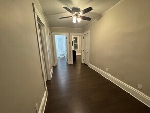 105 Public Sq, Unit 4 in Lagrange, OH - Building Photo - Building Photo