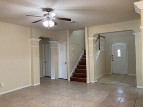 6205 Nessy Dr in Killeen, TX - Foto de edificio - Building Photo
