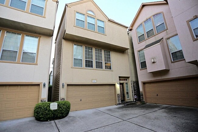 property at 1115 Peveto St