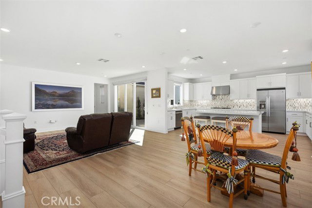 218 Sora in Irvine, CA - Building Photo - Building Photo