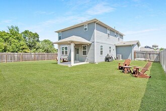 112 Silver Springs Bend in Niederwald, TX - Building Photo - Building Photo