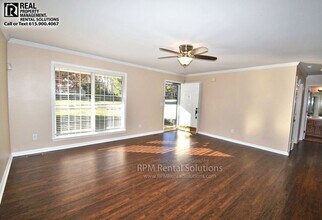 2711 Cash Ct in Thompson's Station, TN - Building Photo - Building Photo