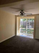 4443 Estada Dr in Oceanside, CA - Foto de edificio - Building Photo