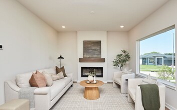 2225 Waller Ave in Norwalk, IA - Building Photo - Building Photo