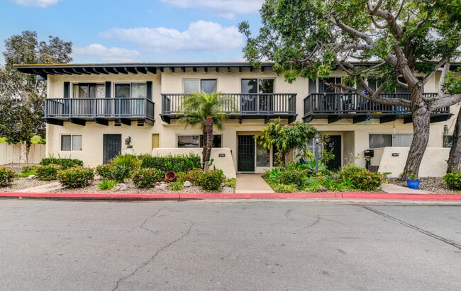 4373 Loma Riviera Ct in San Diego, CA - Building Photo - Building Photo