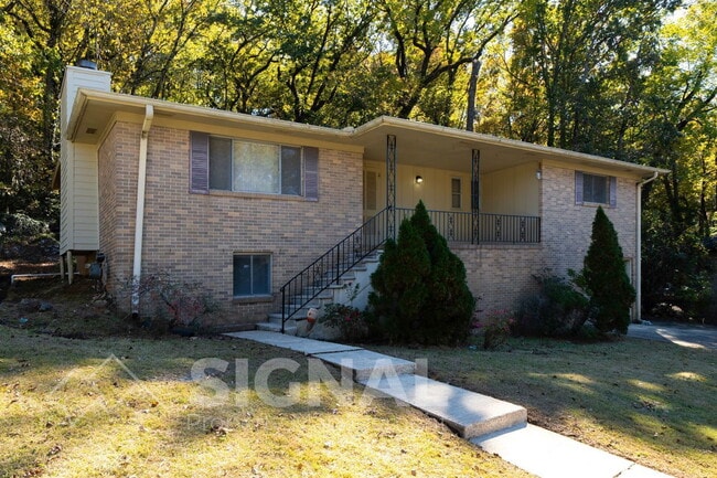907 Barnisdale Rd in Birmingham, AL - Building Photo - Building Photo