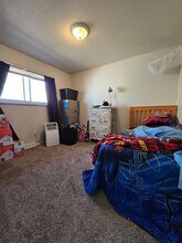 1208 18th Ave in Greeley, CO - Building Photo - Building Photo