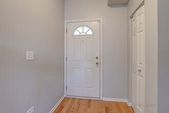 1655 Windward Ct in Naperville, IL - Building Photo - Building Photo