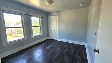 49 Berryman Ave in St Catharines, ON - Building Photo - Building Photo