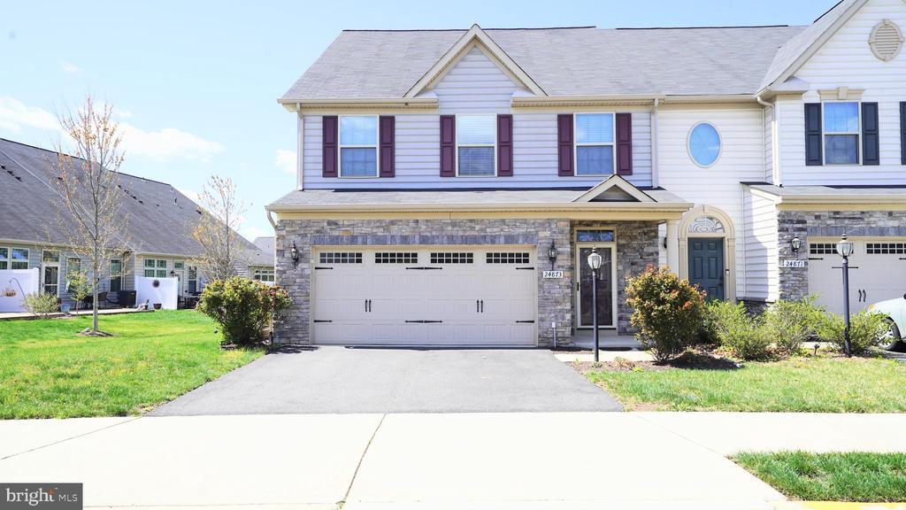 24873 Culbertson Terrace in Aldie, VA - Building Photo